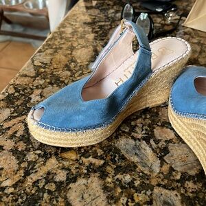 RUMA Espirdrilles size 37. Fits 6.5 or 7